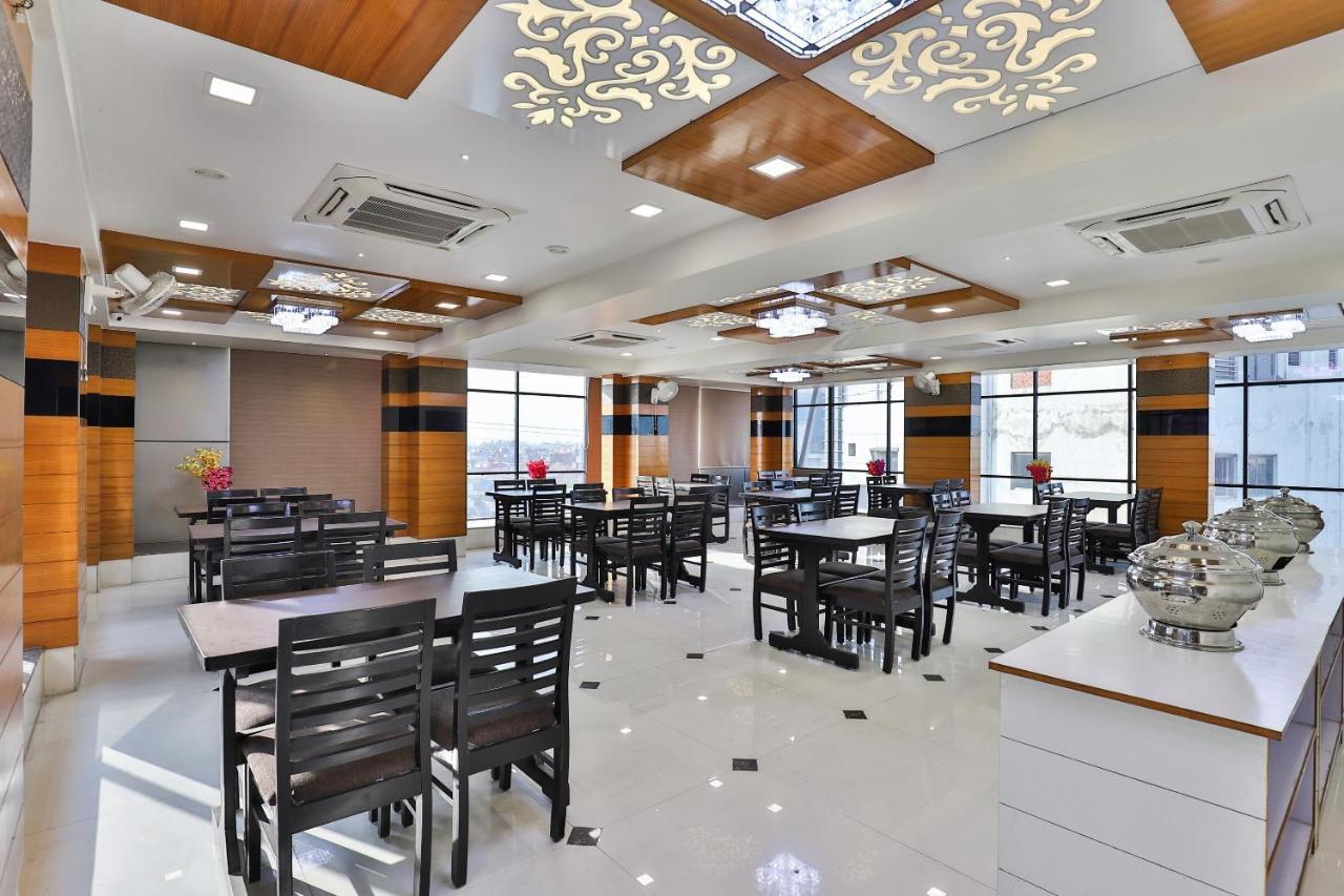 Collection O 7557 Hotel Shiv Kunj Exotica Narora Exterior foto