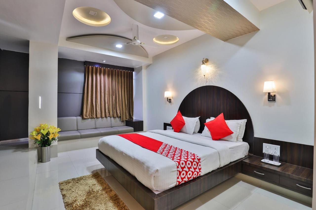 Collection O 7557 Hotel Shiv Kunj Exotica Narora Exterior foto